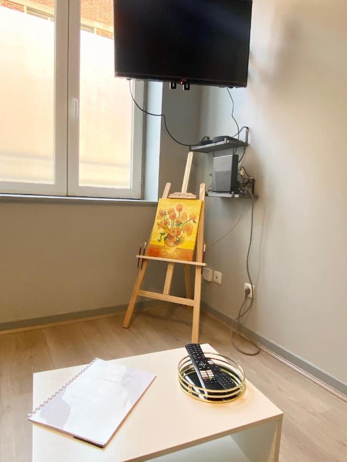 Van Gold - Appartement - Centre Ville Calais Esterno foto